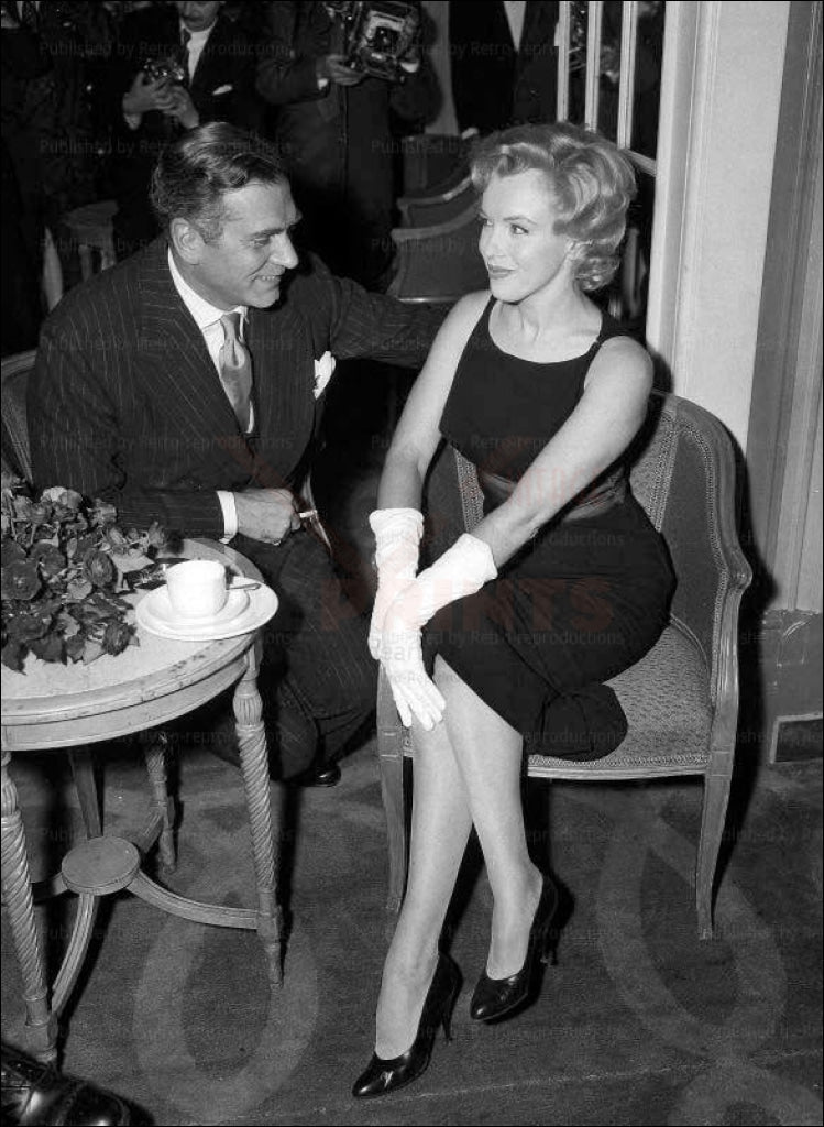 Marilyn Monroe, Laurence Olivier, digital giclee photo reproduction - Vintage Art, canvas prints