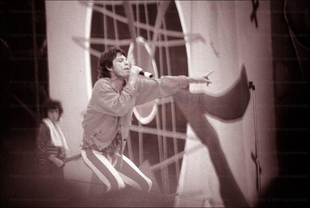 Mick Jagger in Concert - Paris - Vintage Art, canvas prints