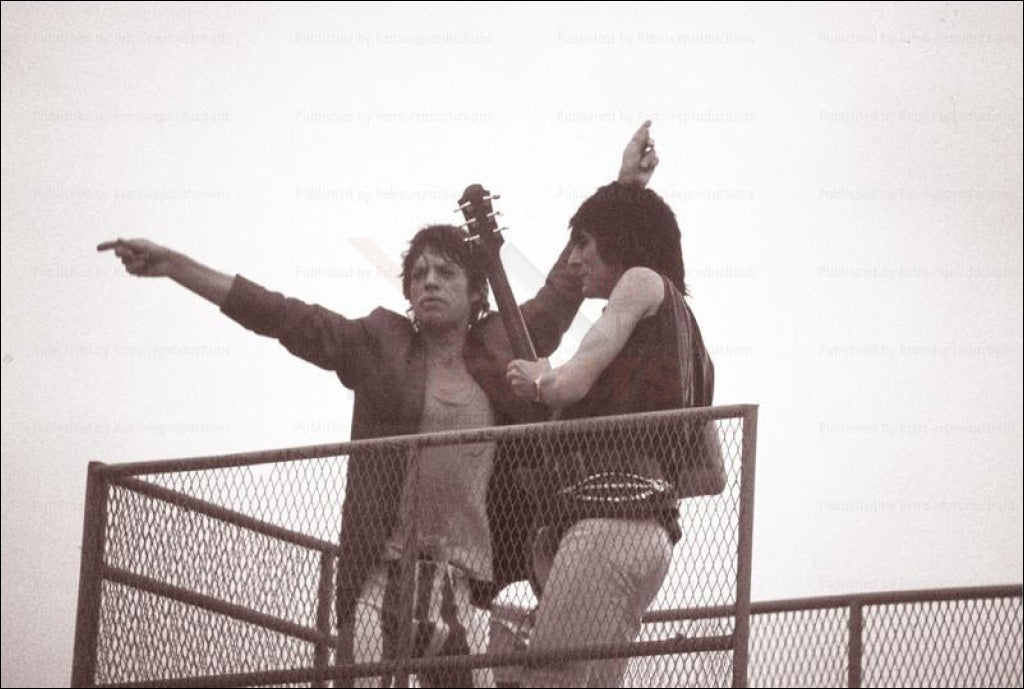 Mick Jagger, Keith Richard Paris Concert 1991, photographic print - Vintage Art, canvas prints