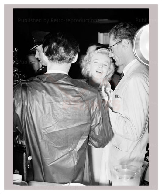 Photographic print, Arthur Miller and Marilyn Monroe, - Vintage Art, canvas prints