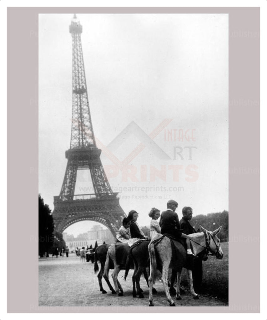 The Eiffel Tower Paris – VINTAGEARTREPRINTS.COM