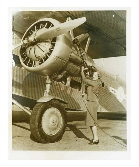 UA Rosie Riveter, vintage photographic print reproduction - Vintage Art, canvas prints