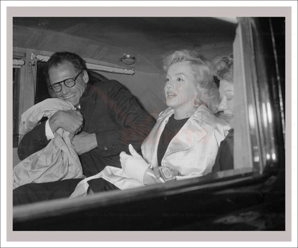 Marilyn Monroe, Arthur Miller in a car, digital giclee photo reproduction - Vintage Art, canvas prints