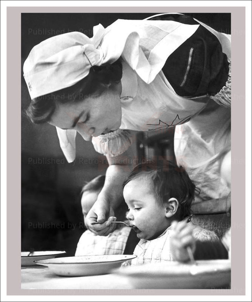 Art Print I Women At War Nurse At Day Centre Vintageartreprints.com Photographic Digital