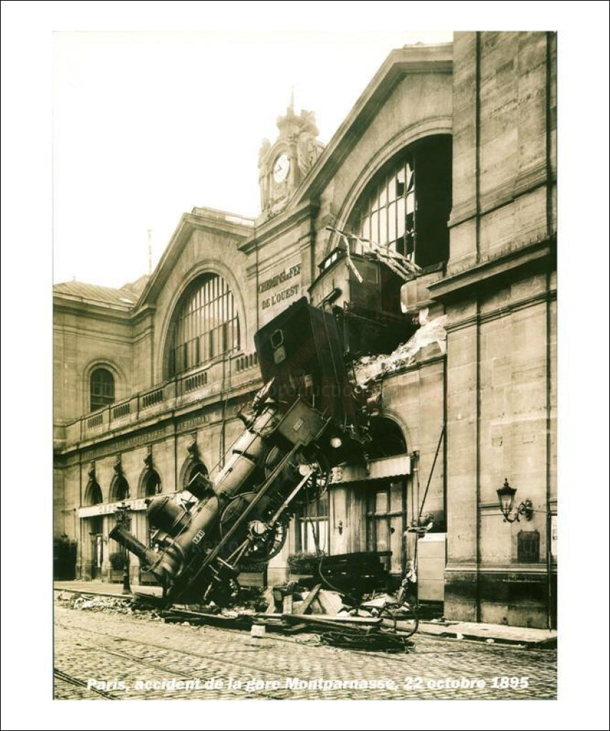 Paris Accident de la gare Montparnasse October 22 1895 - Vintage Art, canvas prints