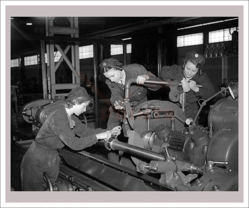 Women at War - Industry Trades 5, vintage art photo print reproduction, WWII - Vintage Art, canvas prints