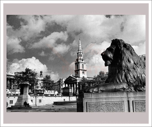 Trafalgar Square London, photographic print reproduction - Vintage Art, canvas prints
