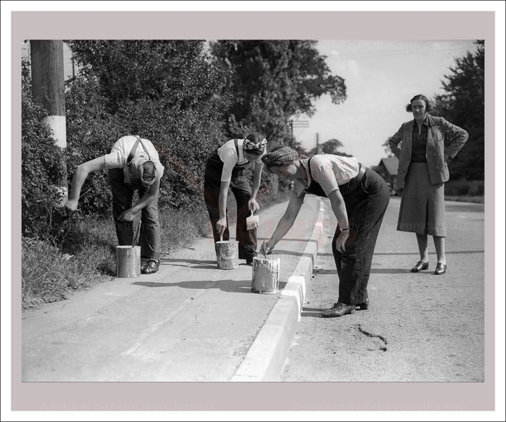 Women at War - Builders 4, vintage art photo print reproduction, WWII - Vintage Art, canvas prints